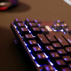Gaming Tastatur DR1TECH...